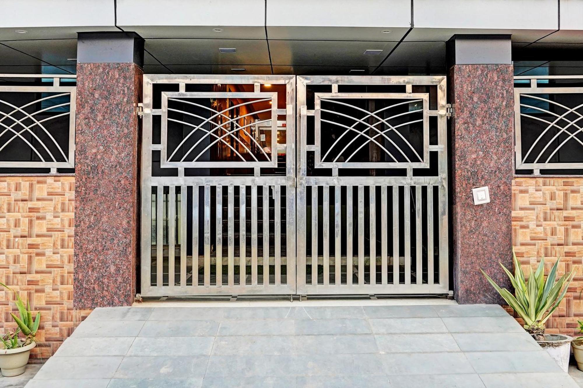 Hotel O Greno House Near Pvr Ansal Plaza Greater Noida Extérieur photo
