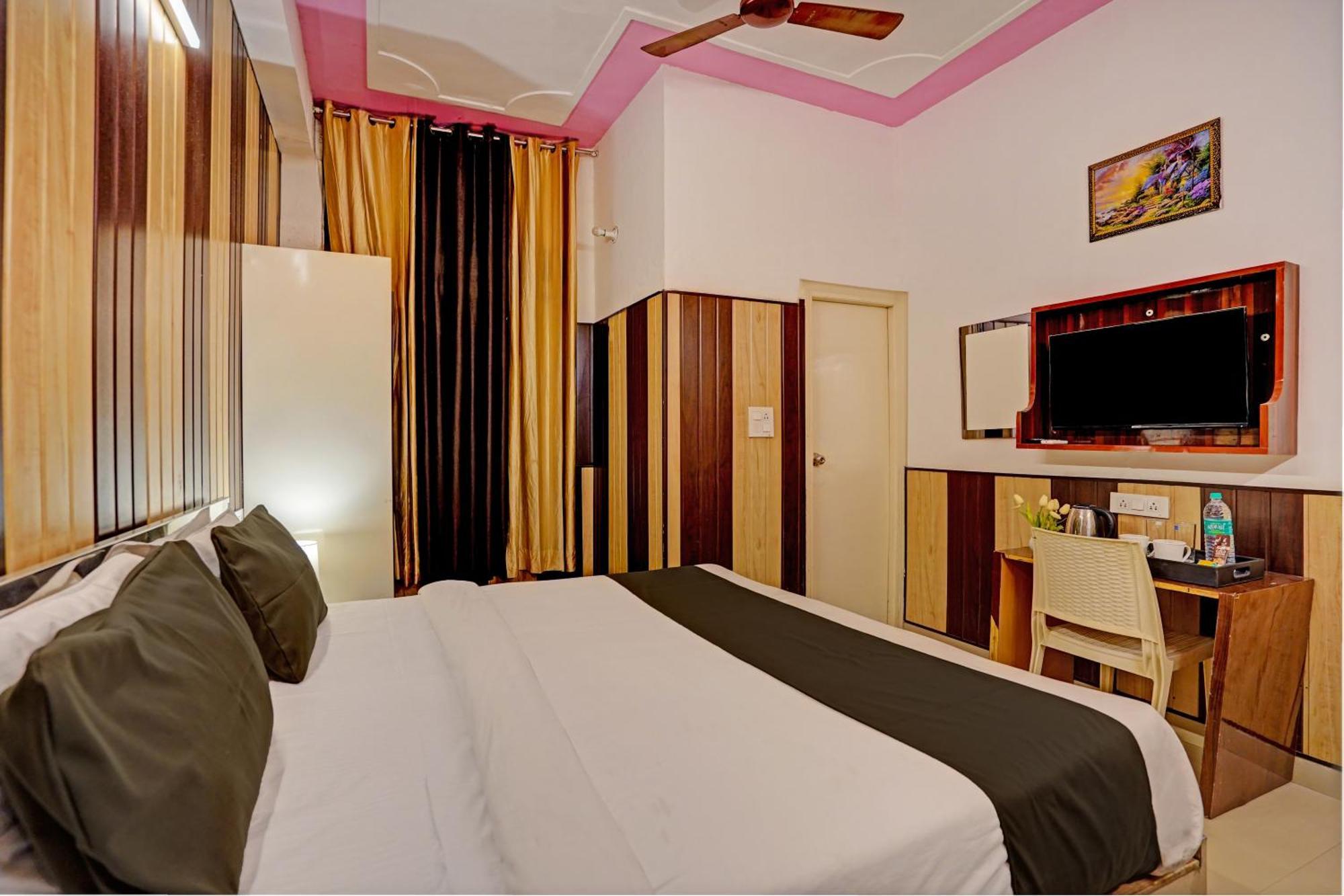 Hotel O Greno House Near Pvr Ansal Plaza Greater Noida Extérieur photo